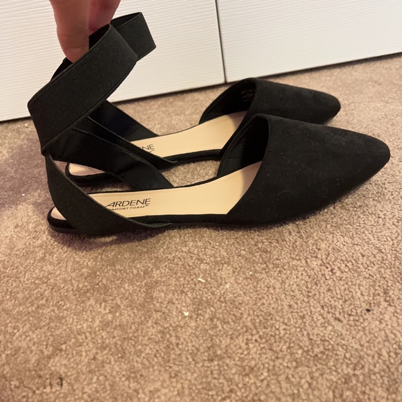 New Ardene Black Suede Flats - Picture 1 of 5